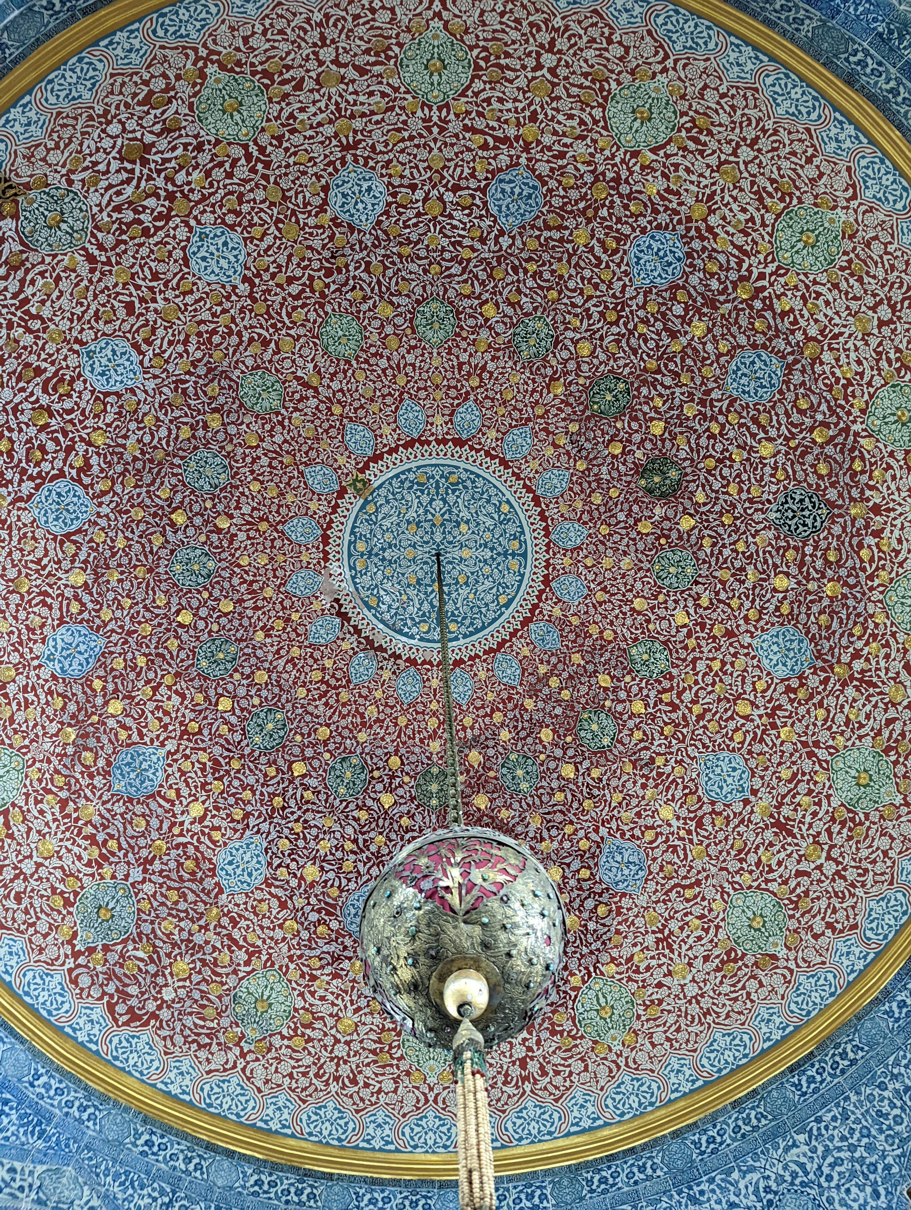 The painted dome of the Baghdad Kiosk (Bağdat Köşkü), located on the elevated terrace of the Fourth Courtyard (Sofa-yı Hümayun).  It is painted leather and plaster and features intricate arabesque scrollwork (kalem işi).
