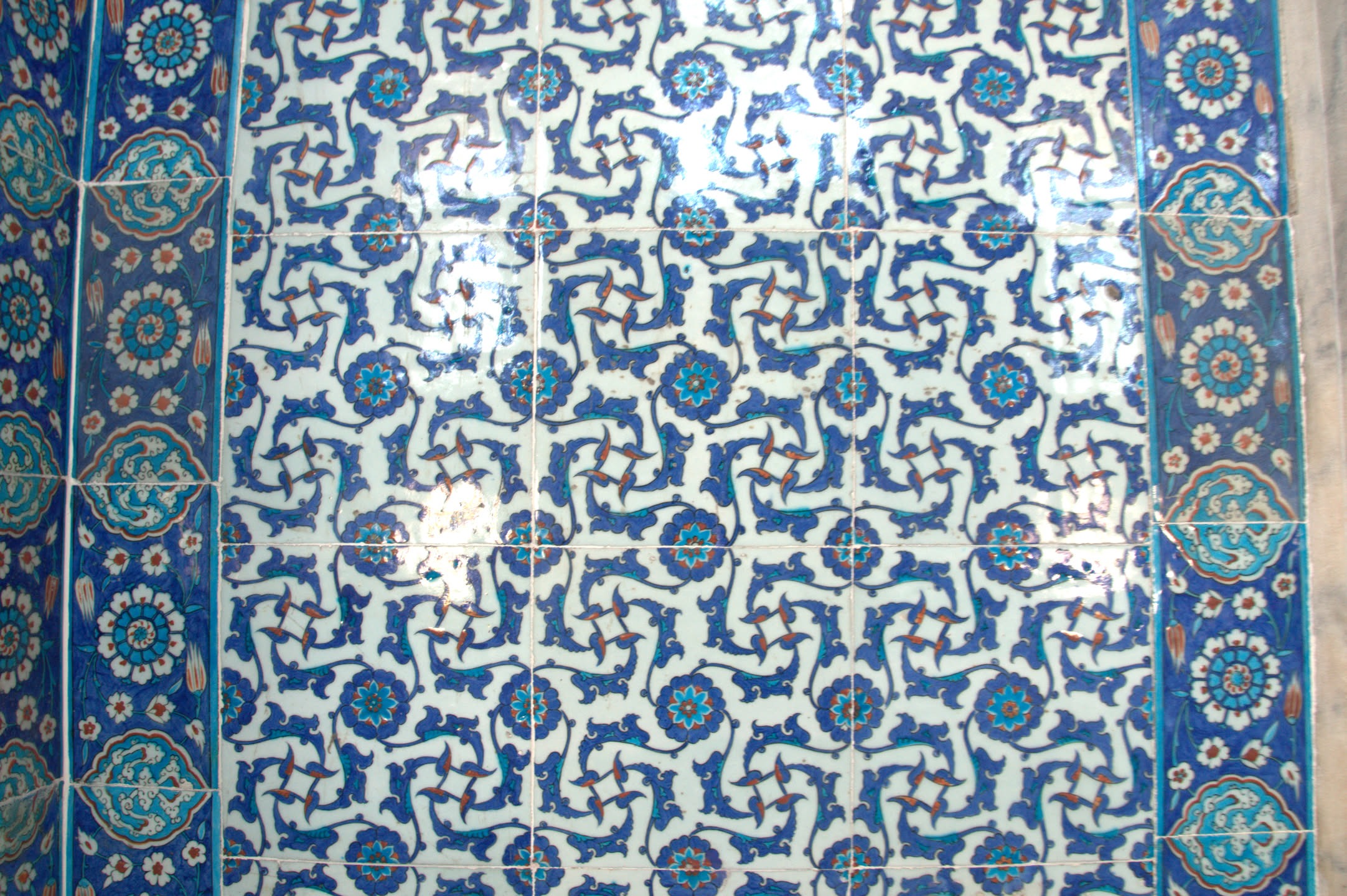 Tile detail of the famous 16th-century İznik tilework inside the Rüstem Pasha Mosque (Rüstem Paşa Camii) in Istanbul.