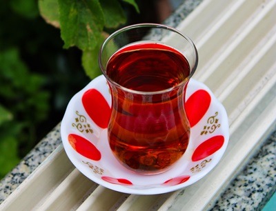 The iconic tea glass in Türkiye