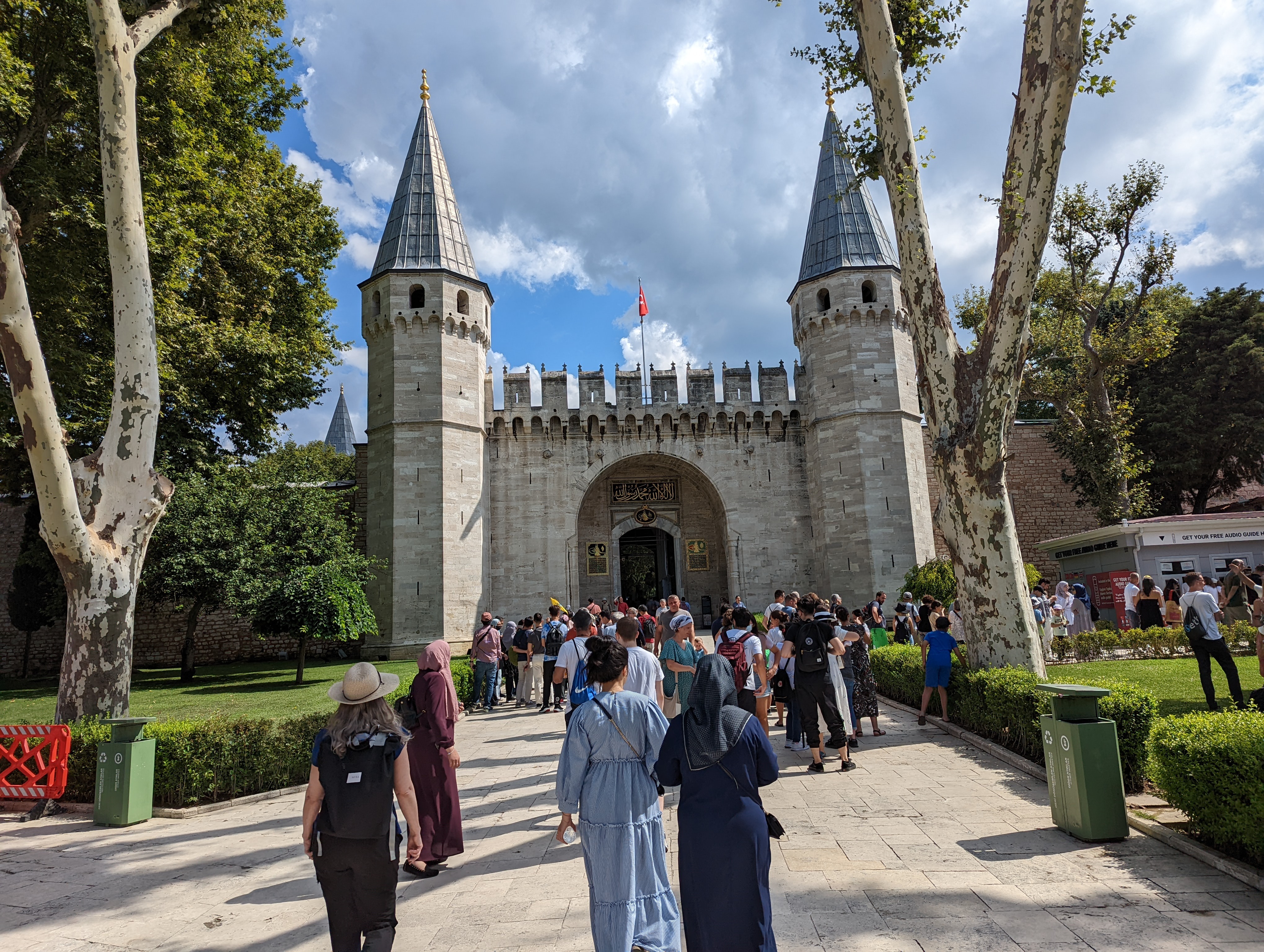 The Gate of Salutation (Bab-üs Selam) — the second gate of Topkapı Palace, leading from the First Courtyard into the Second Courtyard.