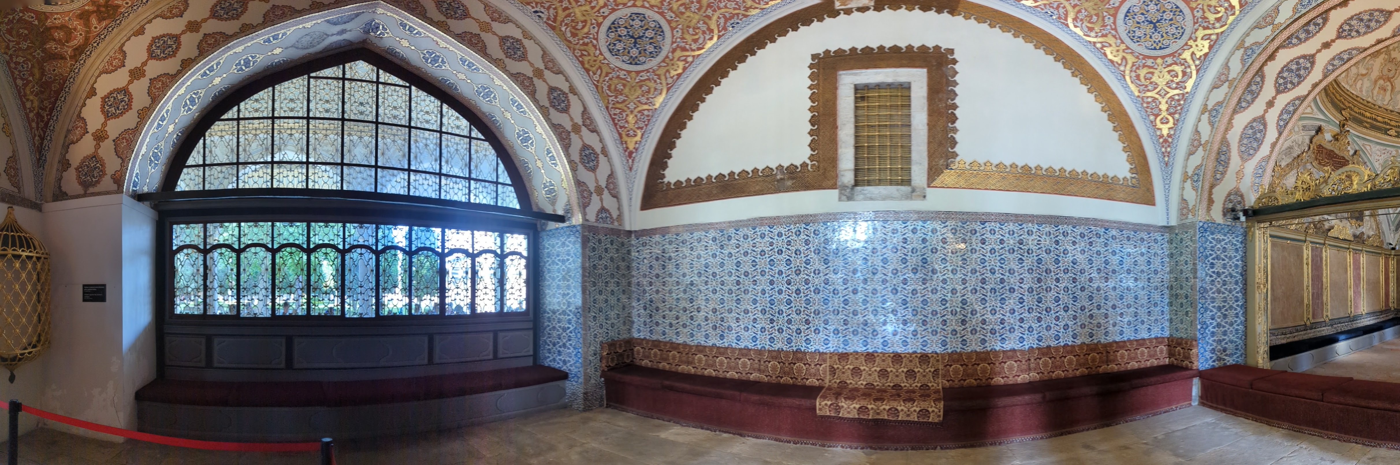 The interior of the Imperial Council Chamber (Kubbealtı or Divan-ı Hümayun), located in the Second Courtyard of Topkapı Palace.
