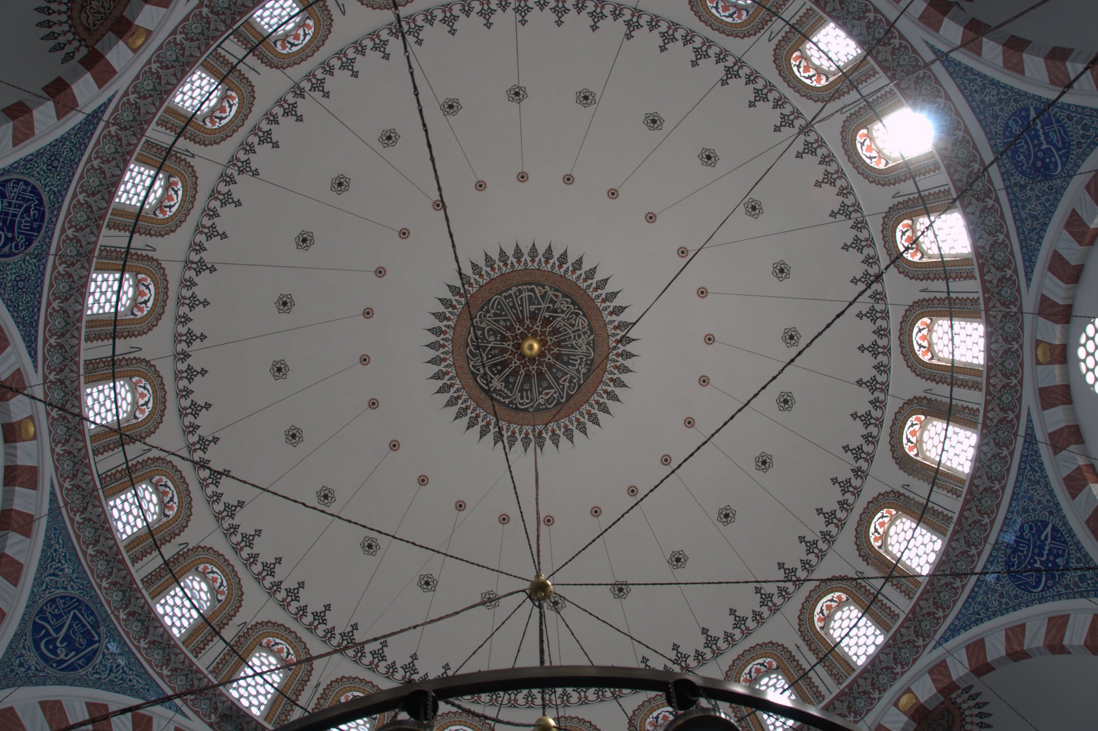 Interior looking up into the main dome of the Rüstem Pasha Mosque (Rüstem Paşa Camii)