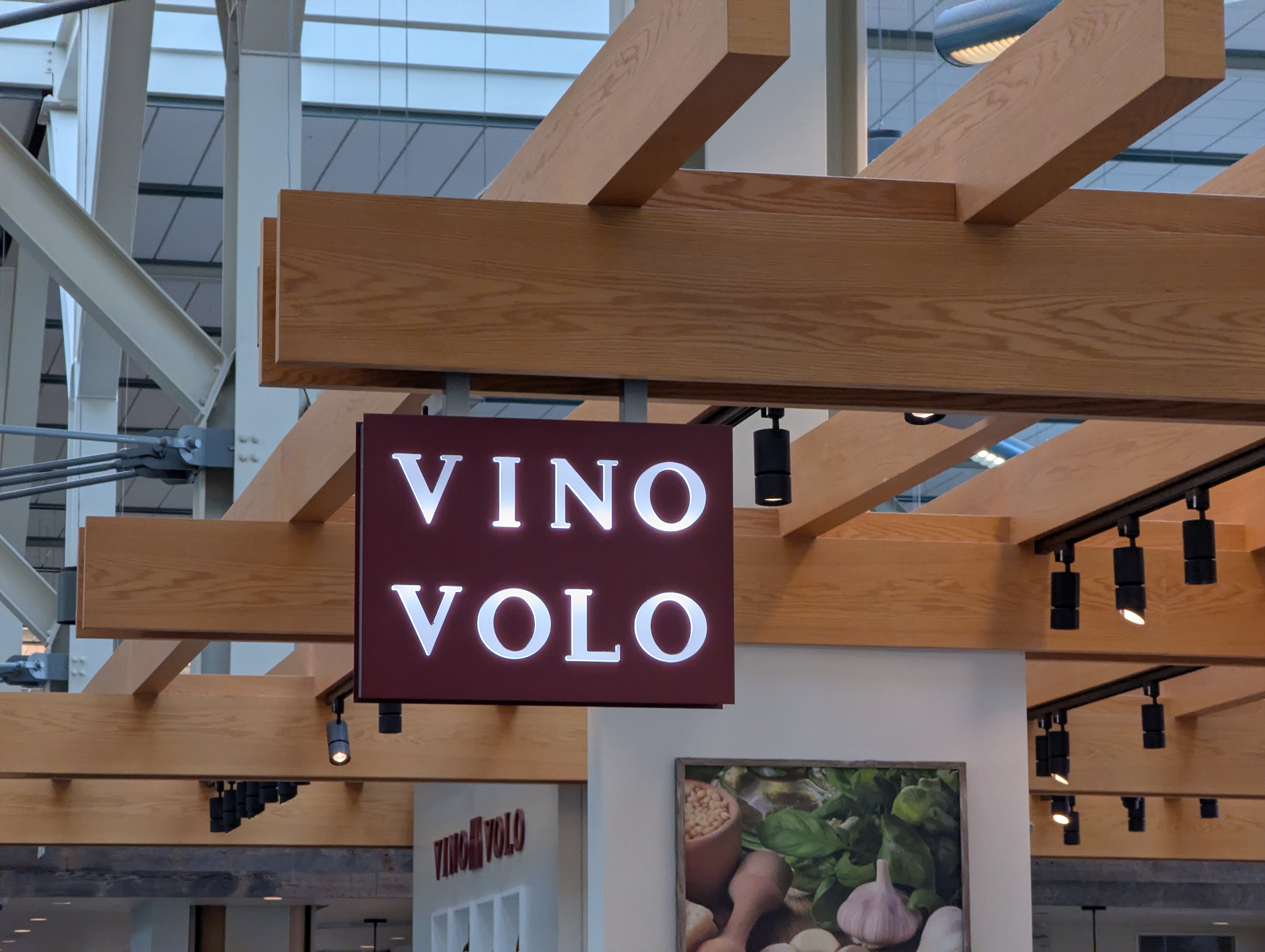 A stop in Vino Volo on our layover