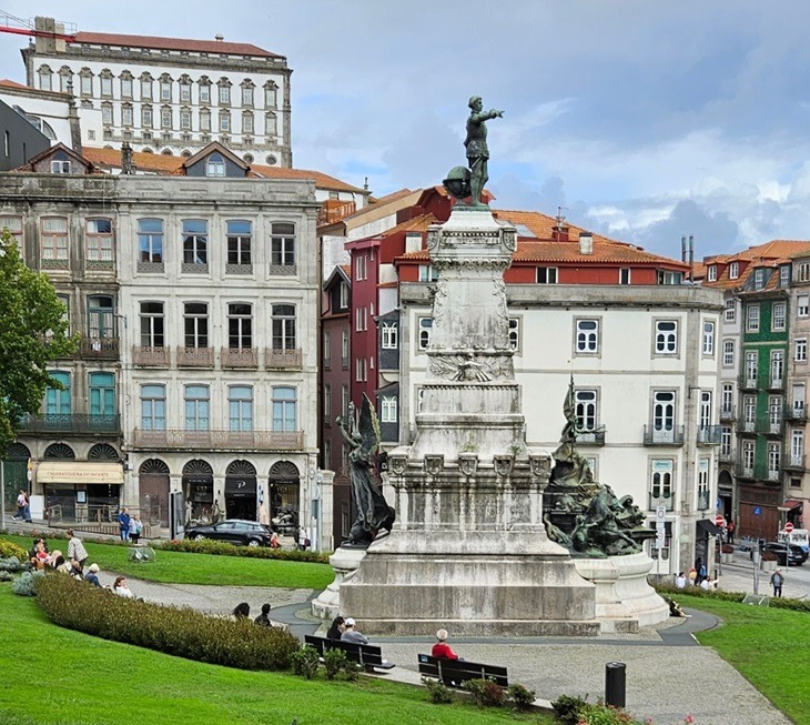 Monument Infante Dom Henrique