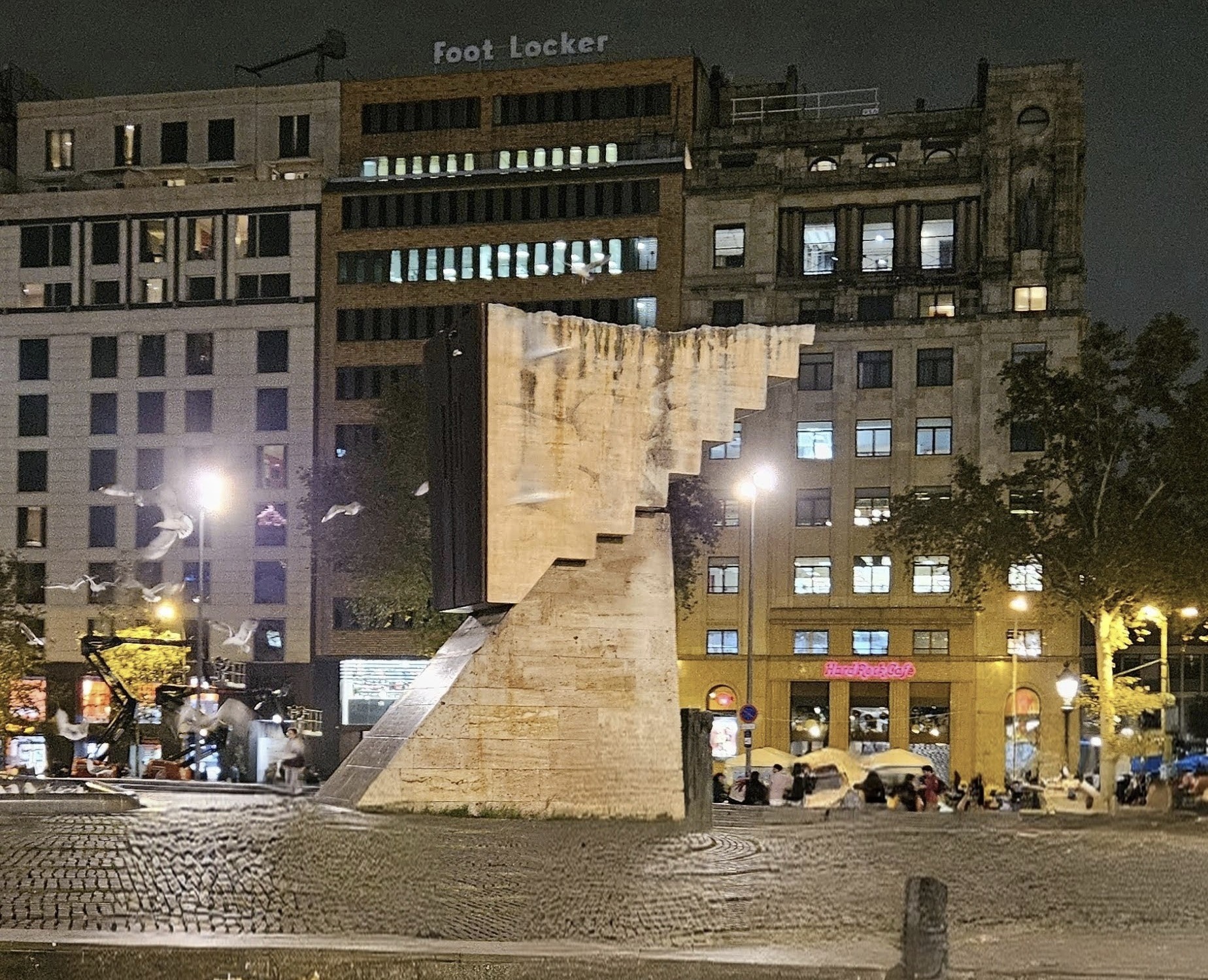 Monument to Francesc Macià located in Plaça de Catalunya
