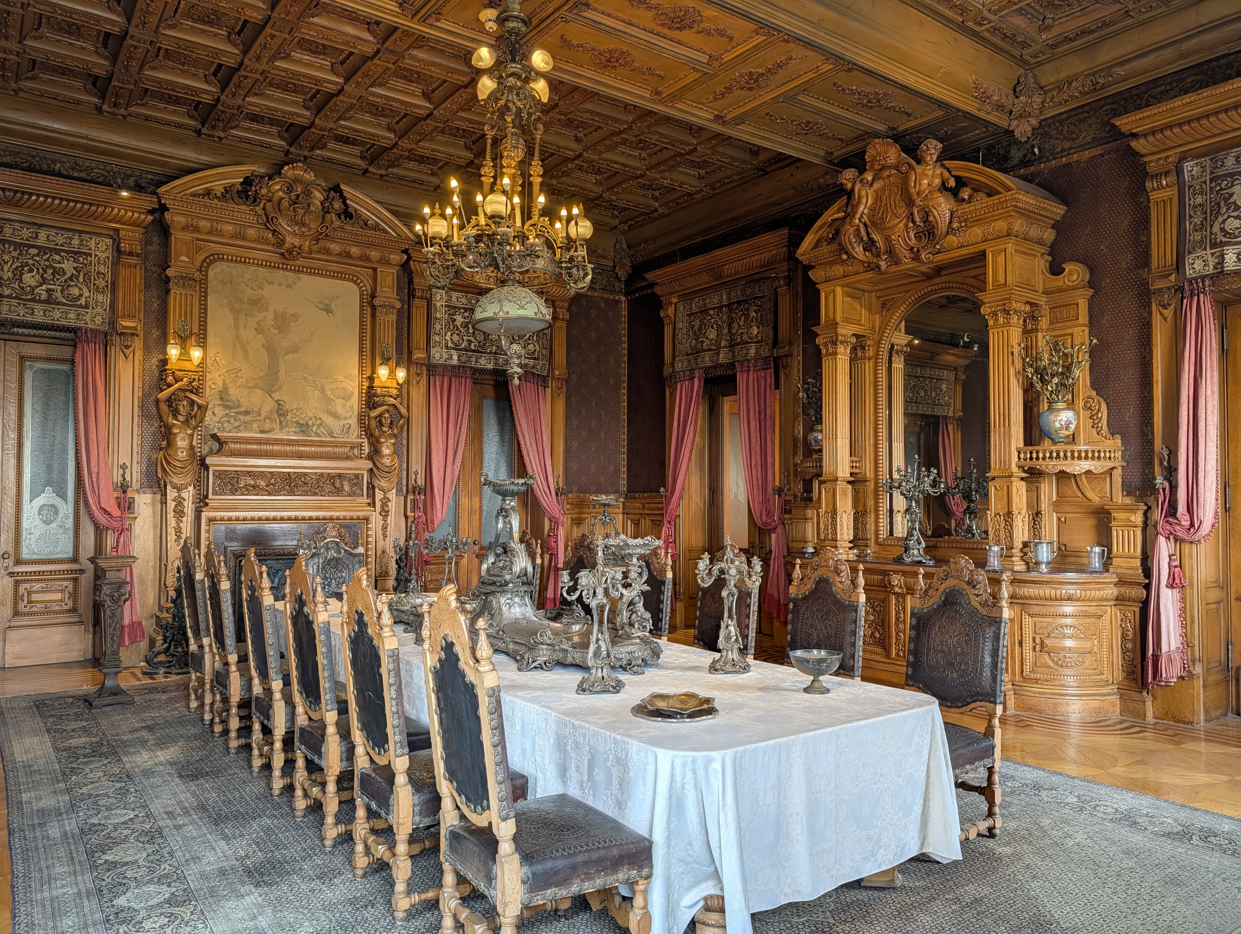 A dining room from Maximilian's day