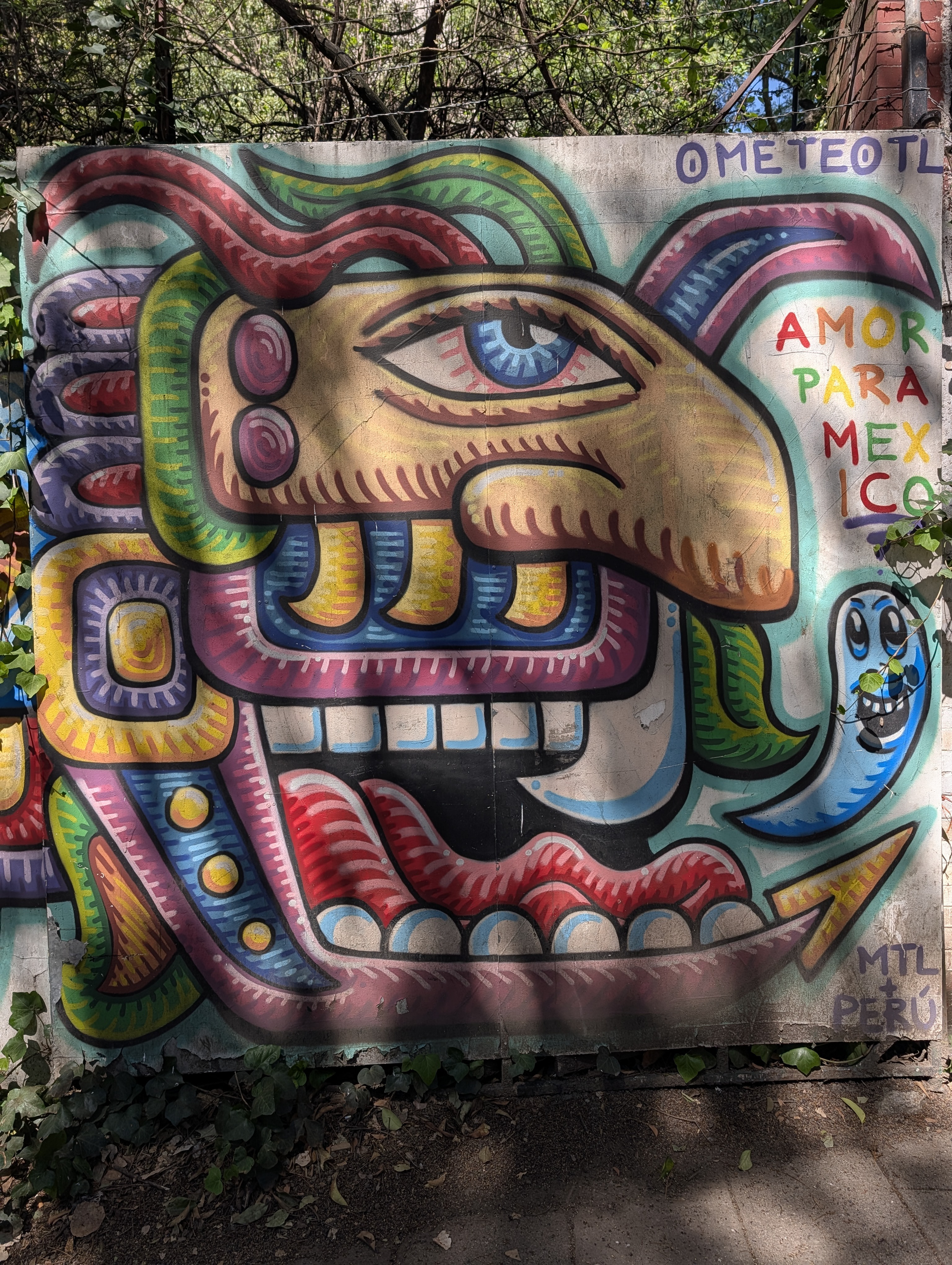 Colorful street art echoes the traditional Teotihuacán art