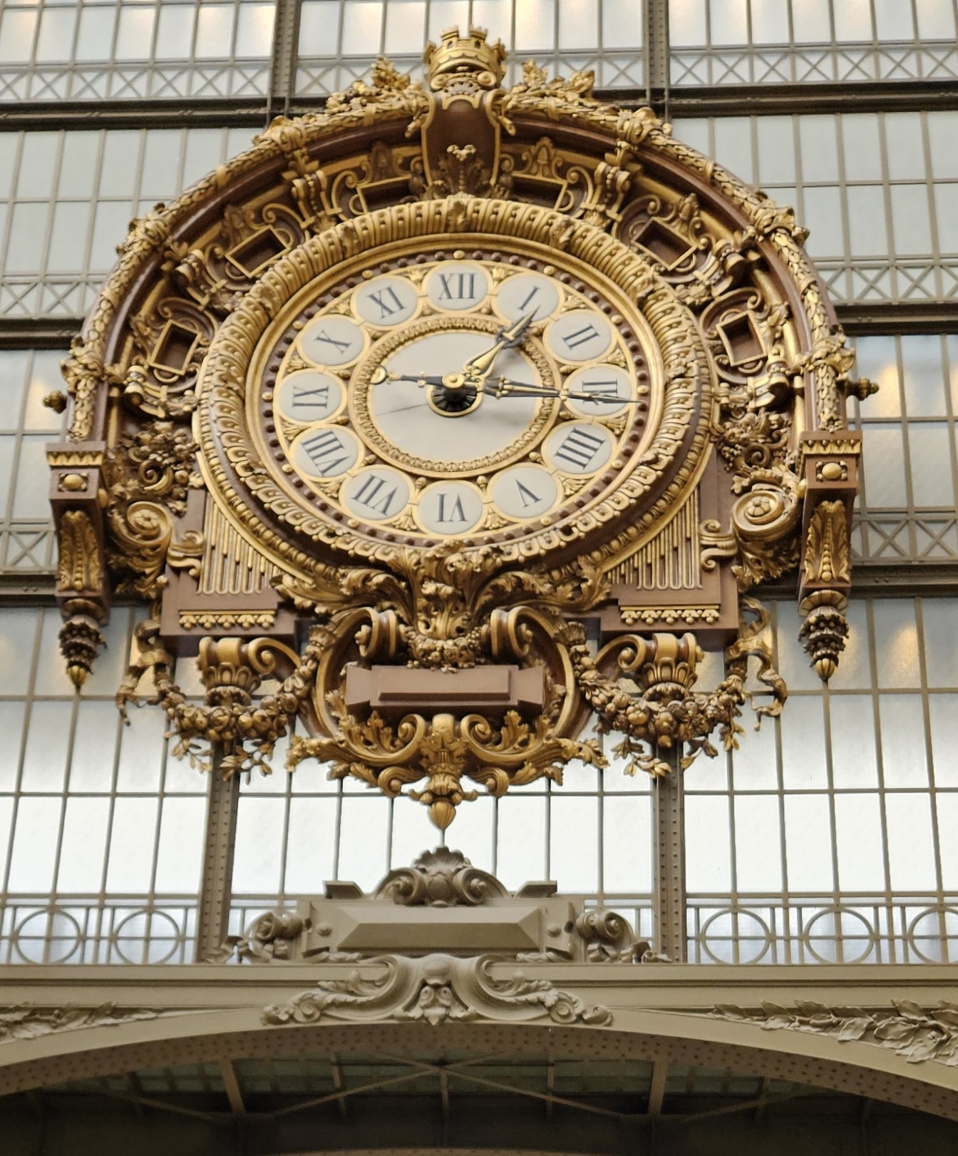 Giant, ornate clock
