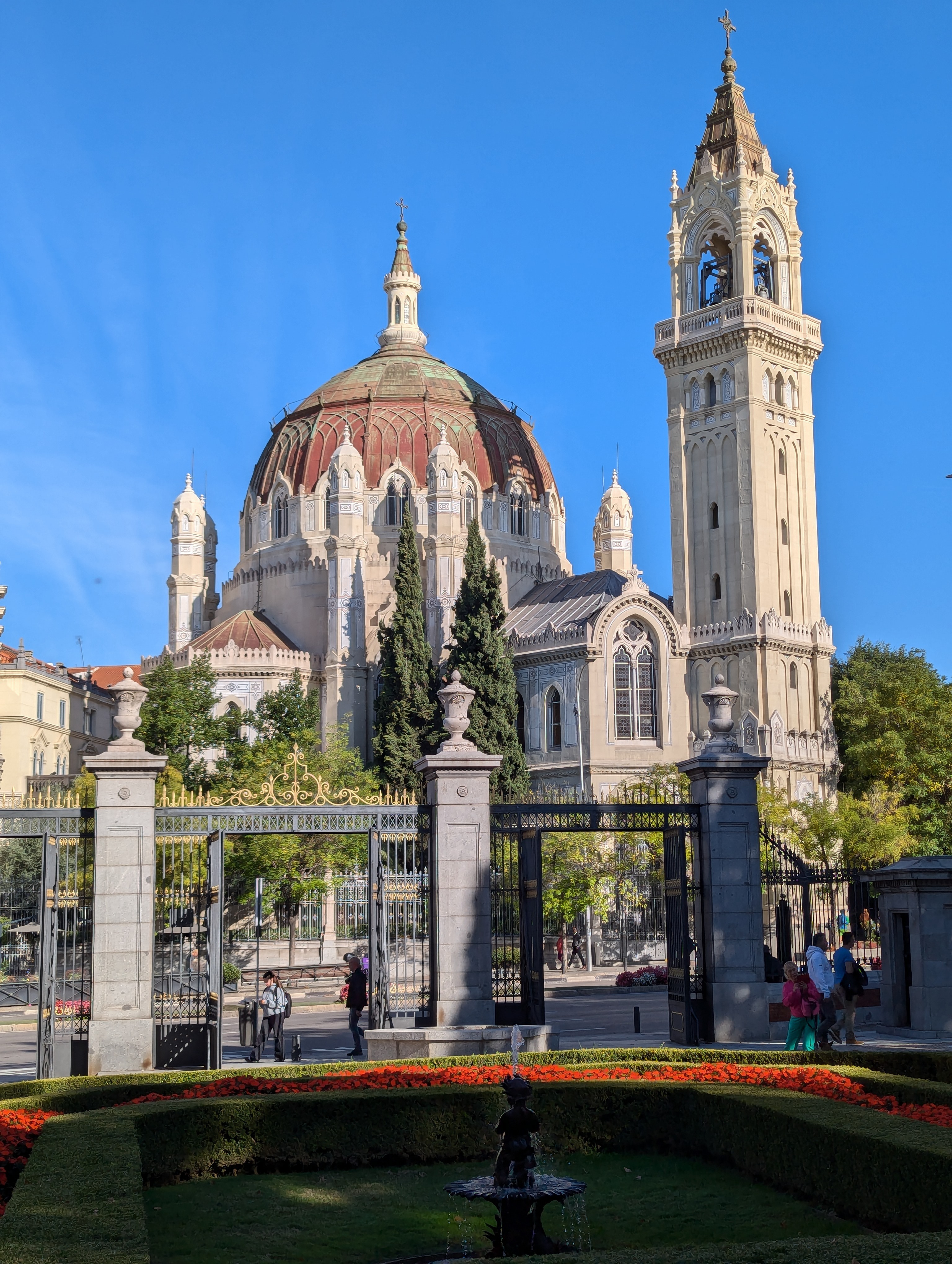 Church of Saint Manuel and Saint Benedict, seen from Retiro Park behind the Fuente del Pequeño Tritón
