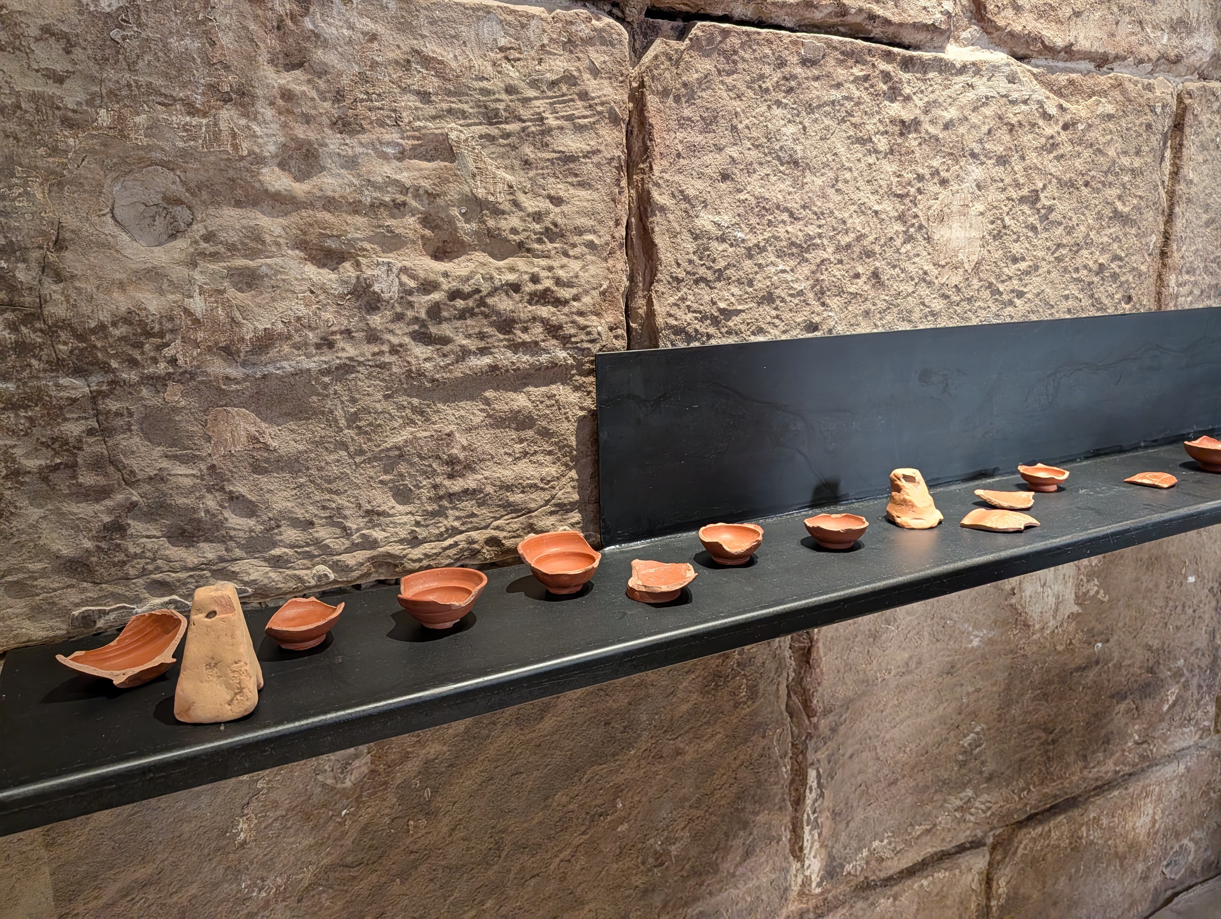 Pottery artifacts at Bodegas Tritium