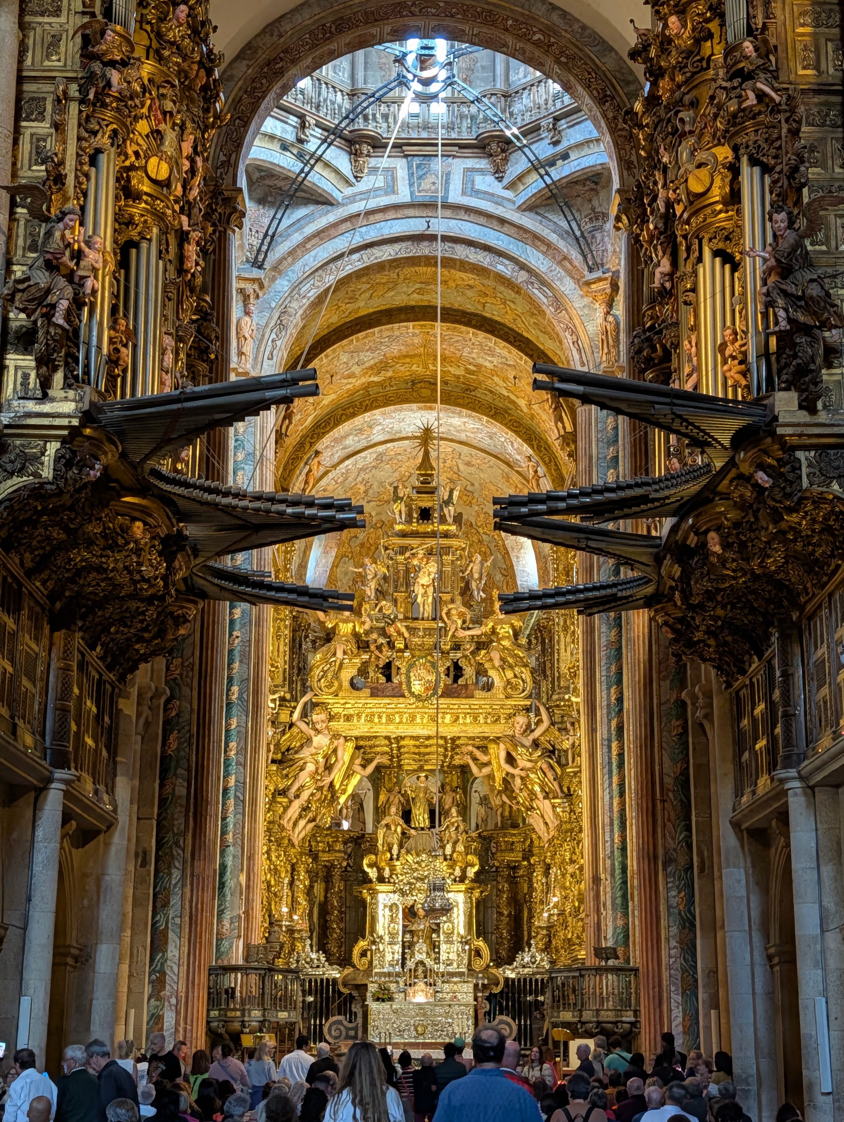 Altar and organs of the Cathedral of Santiago de Compostela