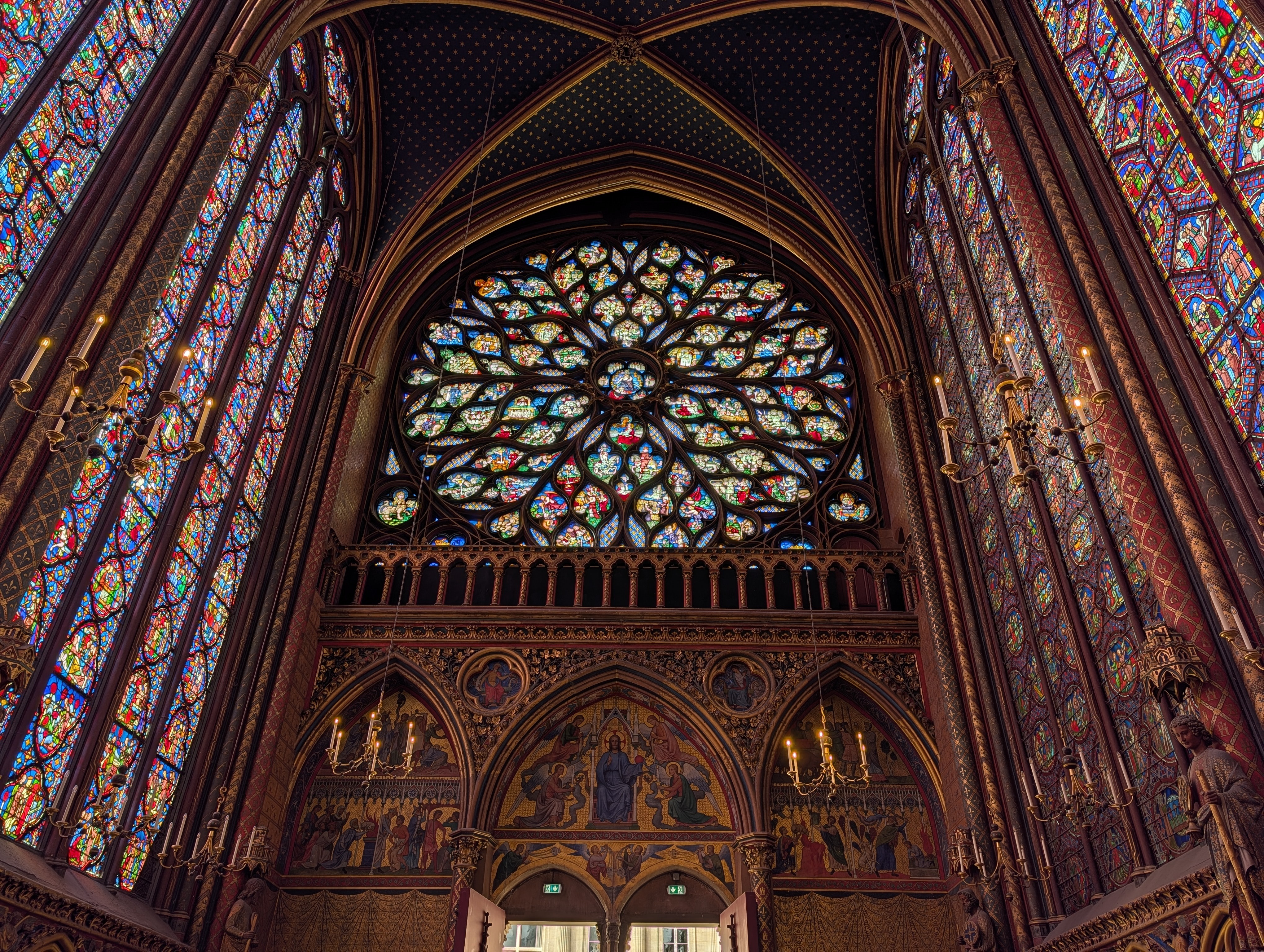 Rose window above the chapel doors at Sainte-Chapelle