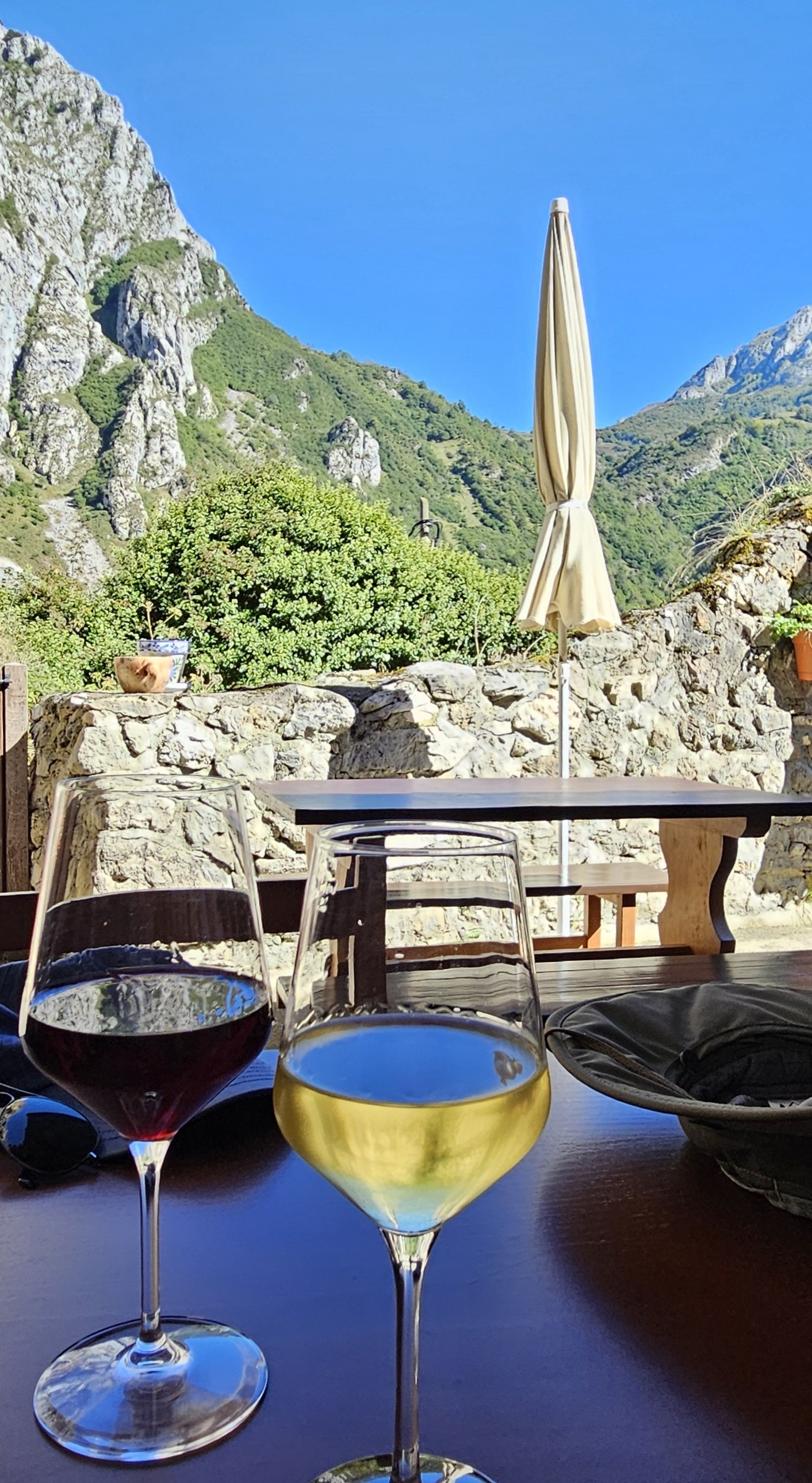 Enjoying some wine in Bulnes Alta on a sunny day