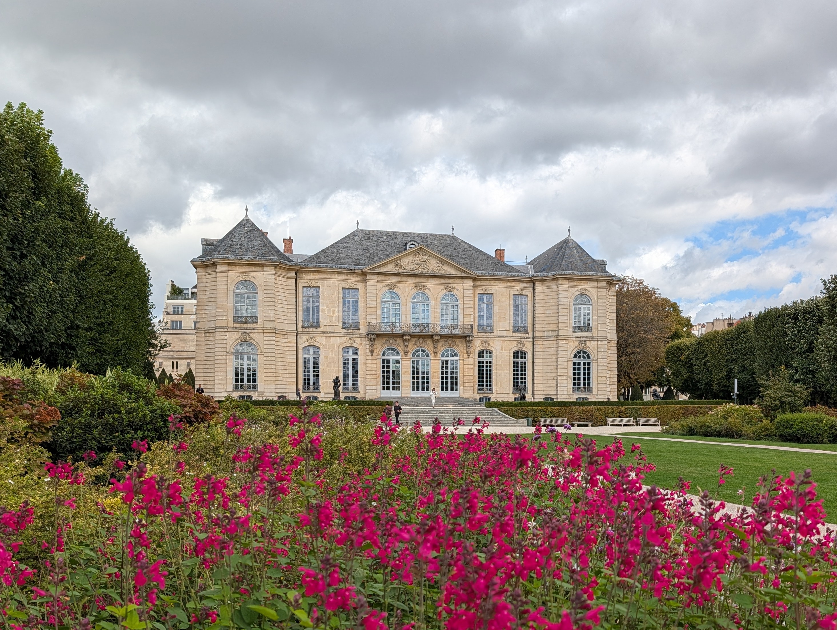 Back garden of the Musée Rodin