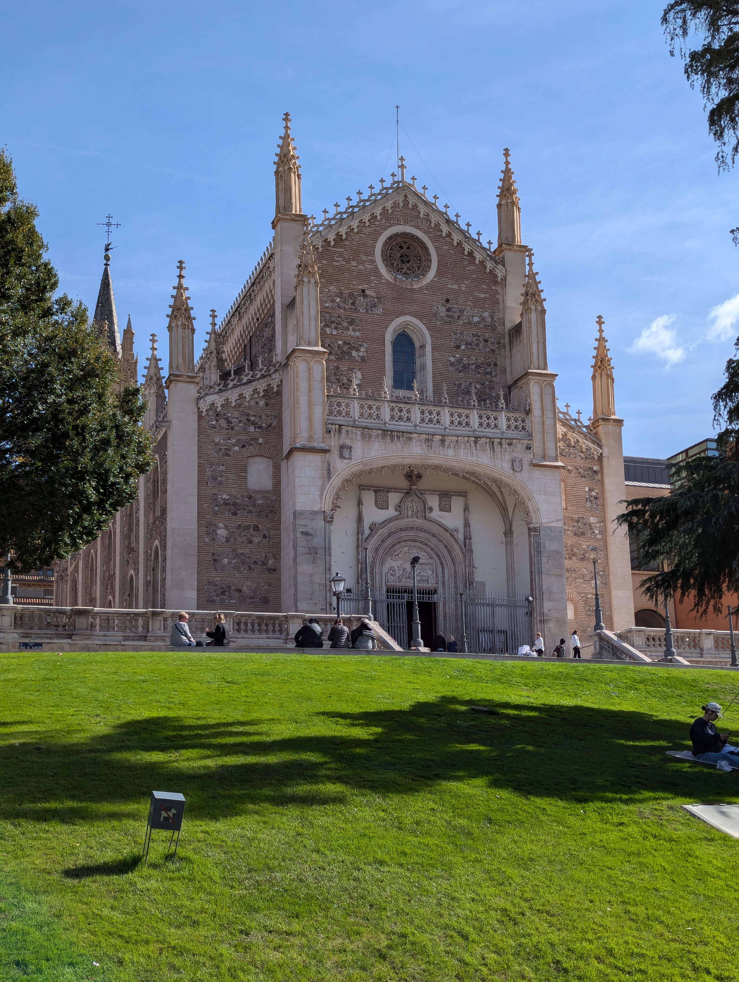 Church of San Jerónimo el Real, on hill behind the Prado