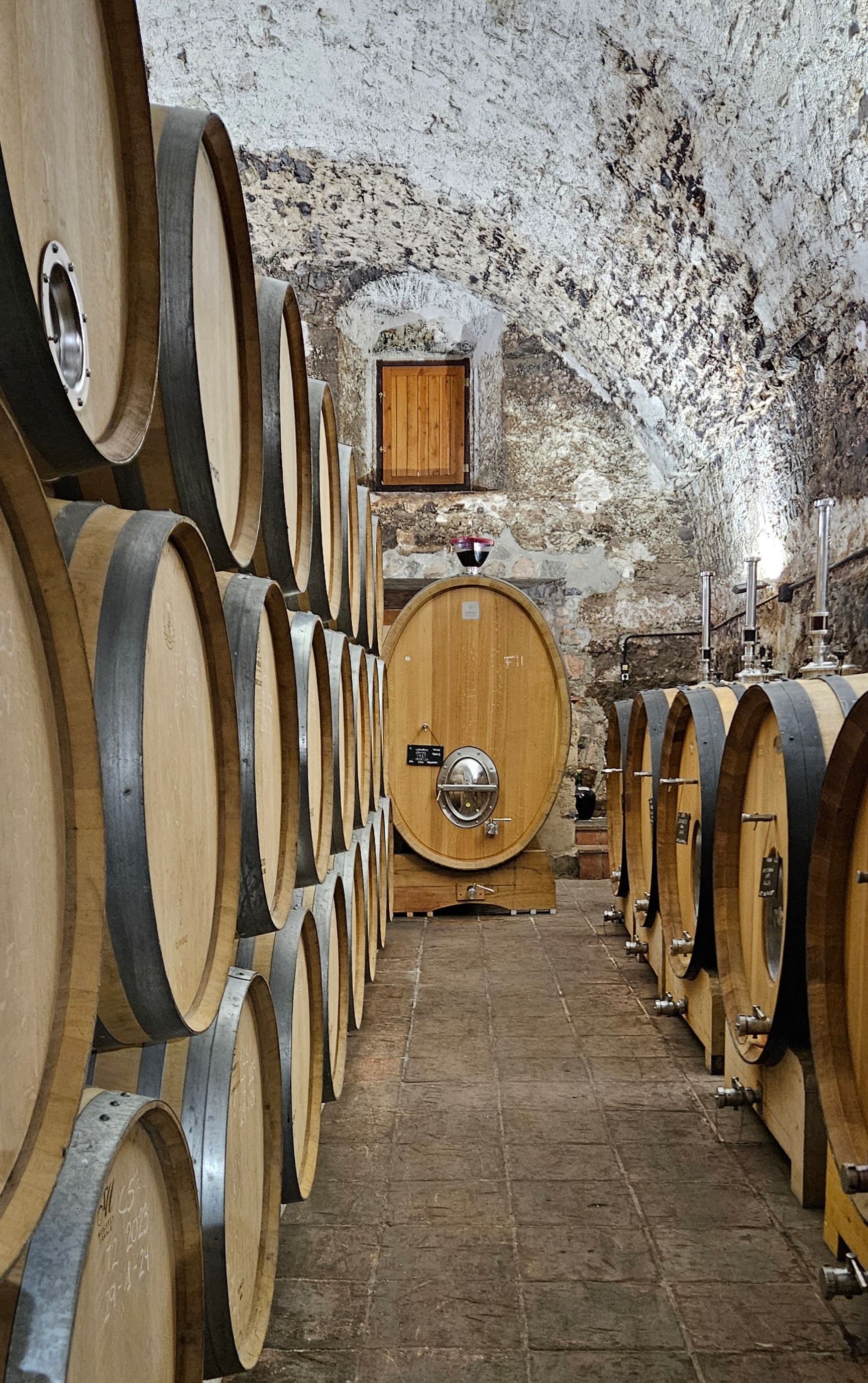 Barrel storage at Scala Dei