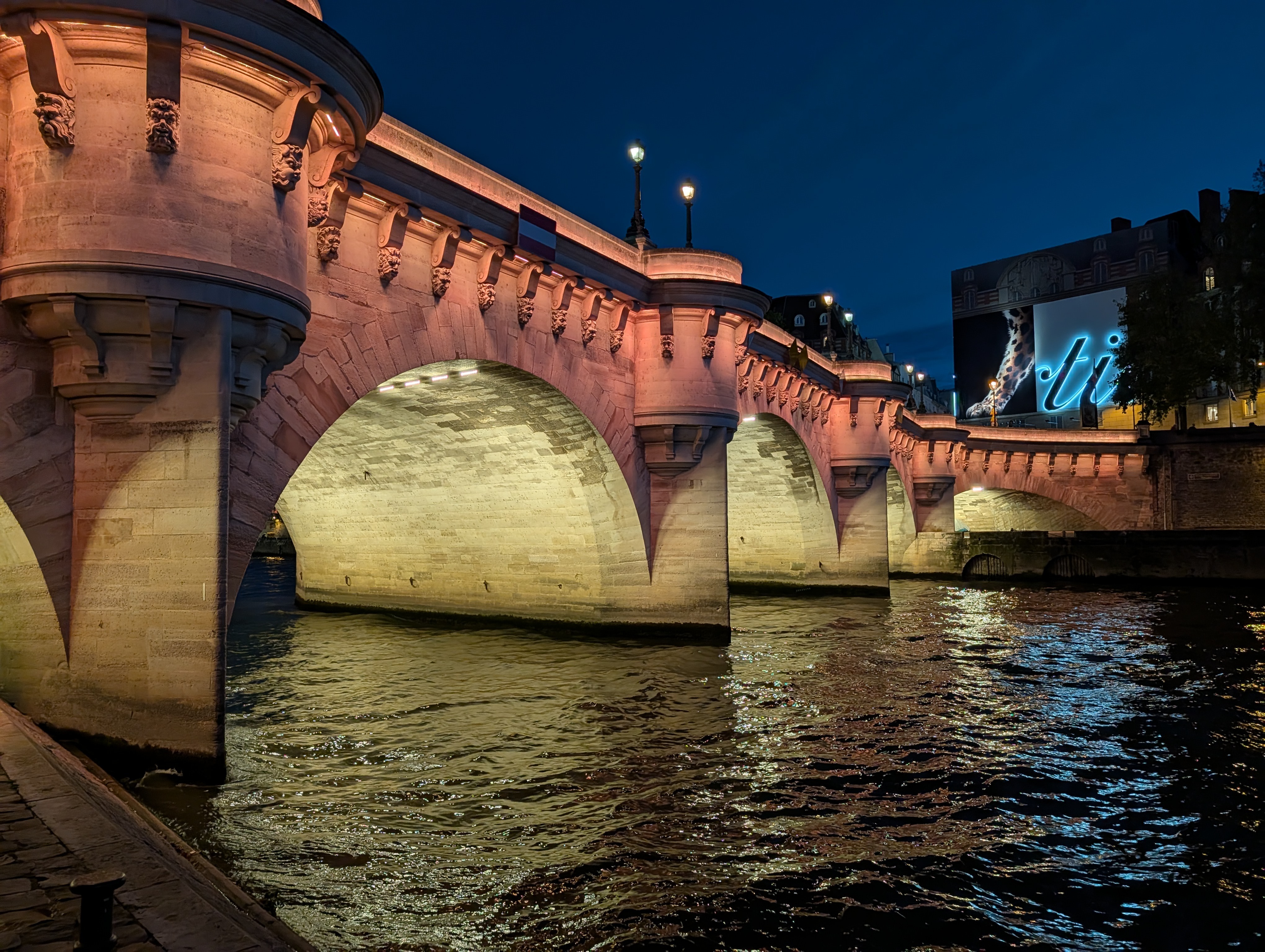 Pont Neuf by twilight